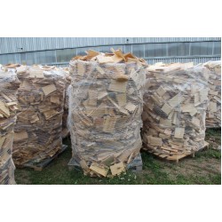 Дрова обрезки досок естественной сушки