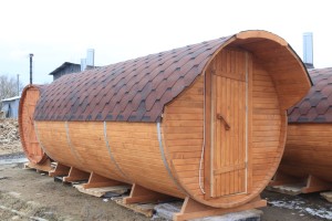 Баня-бочка ComfortProm 4 метра с печным узлом и предбанником + козырек 0,5м