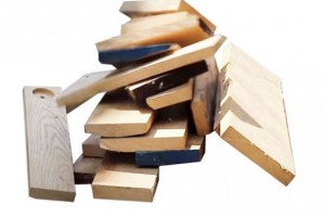 Дрова обрезки досок естественной сушки