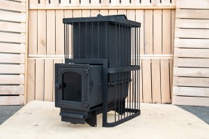 Печь банная ComfortProm ЧУГУН ЗАКРЫТАЯ КАМЕНКА, для парной до 20 кубов, вес 91 кг, длина дров до 40 см, на 190 кг камней, чугунная дверь со стеклом